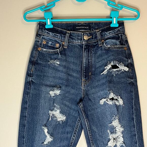 Aeropostale Dark Wash Distressed Mom Jean Size 000 Reg - Picture 6 of 12